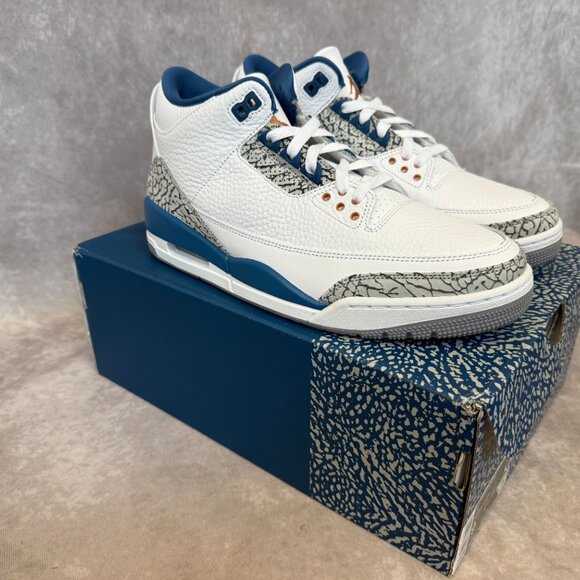 Air Jordan 3 Retro White / Metallic Copper
